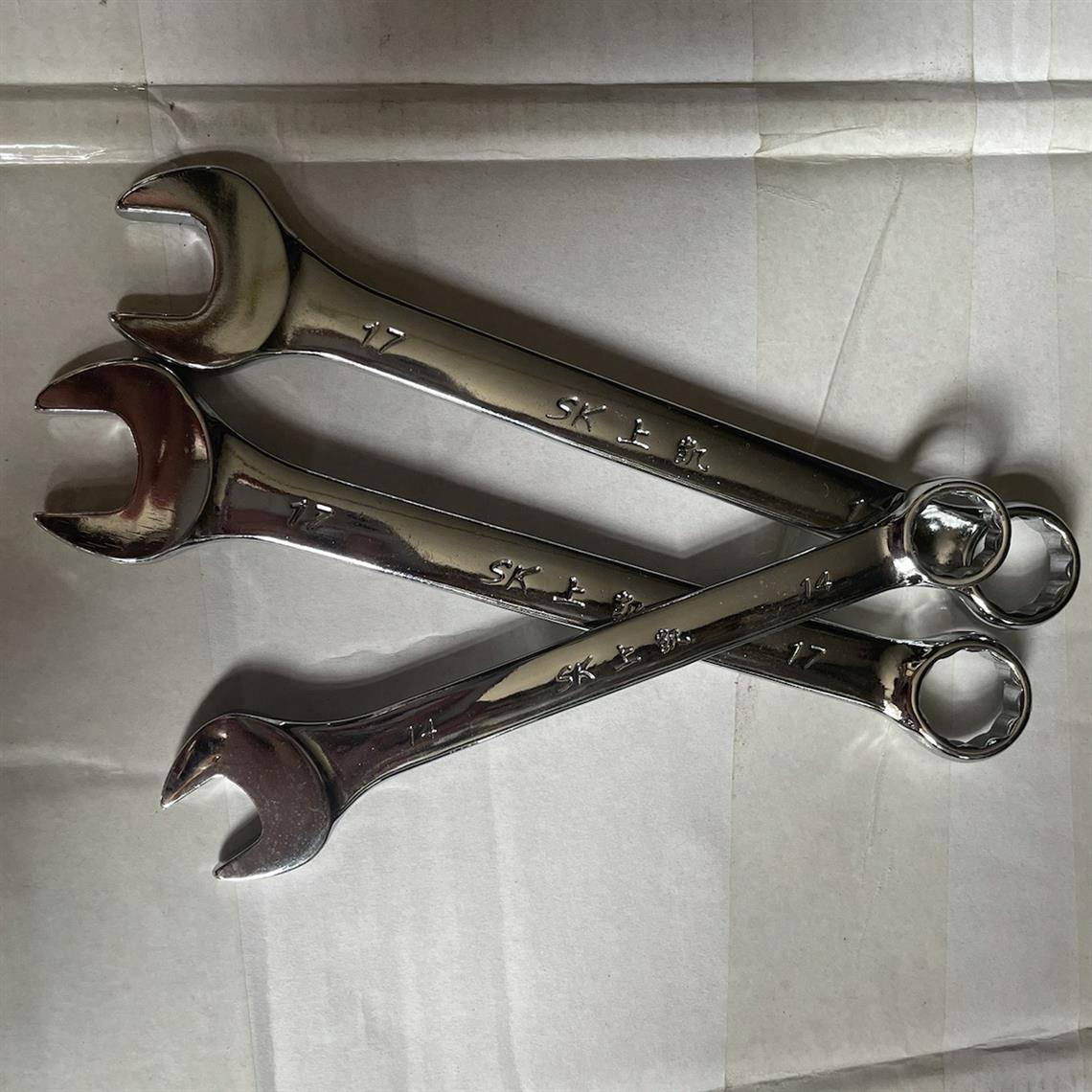 长城豪华型蓝麻柄活动扳手(皮套)